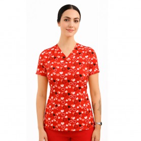 POLERA CLÍNICA MUJER ESTAMPADA MIKE’S ANTIFLUIDO CORAZONES